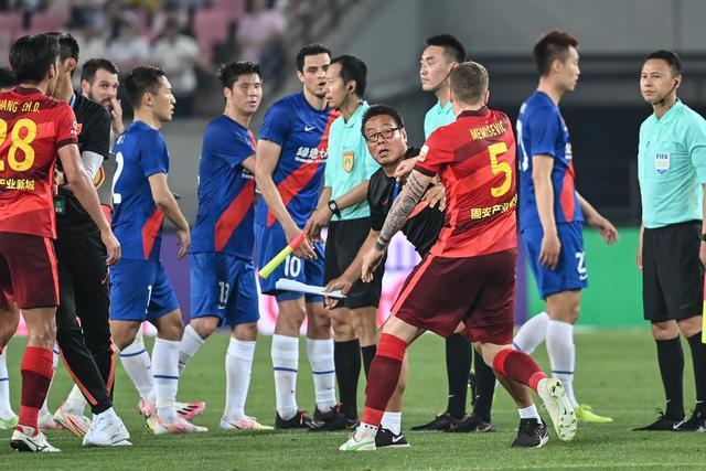 新赛季关键球员名单：哈登、东契奇等十人上榜